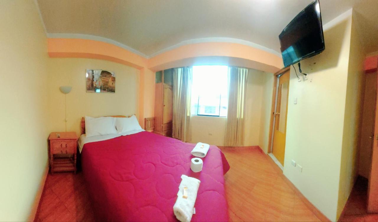 هواراس Lhotse Hostel B&B المظهر الخارجي الصورة