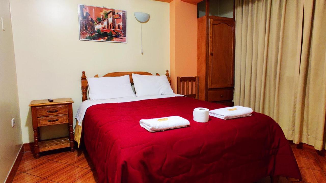 هواراس Lhotse Hostel B&B المظهر الخارجي الصورة