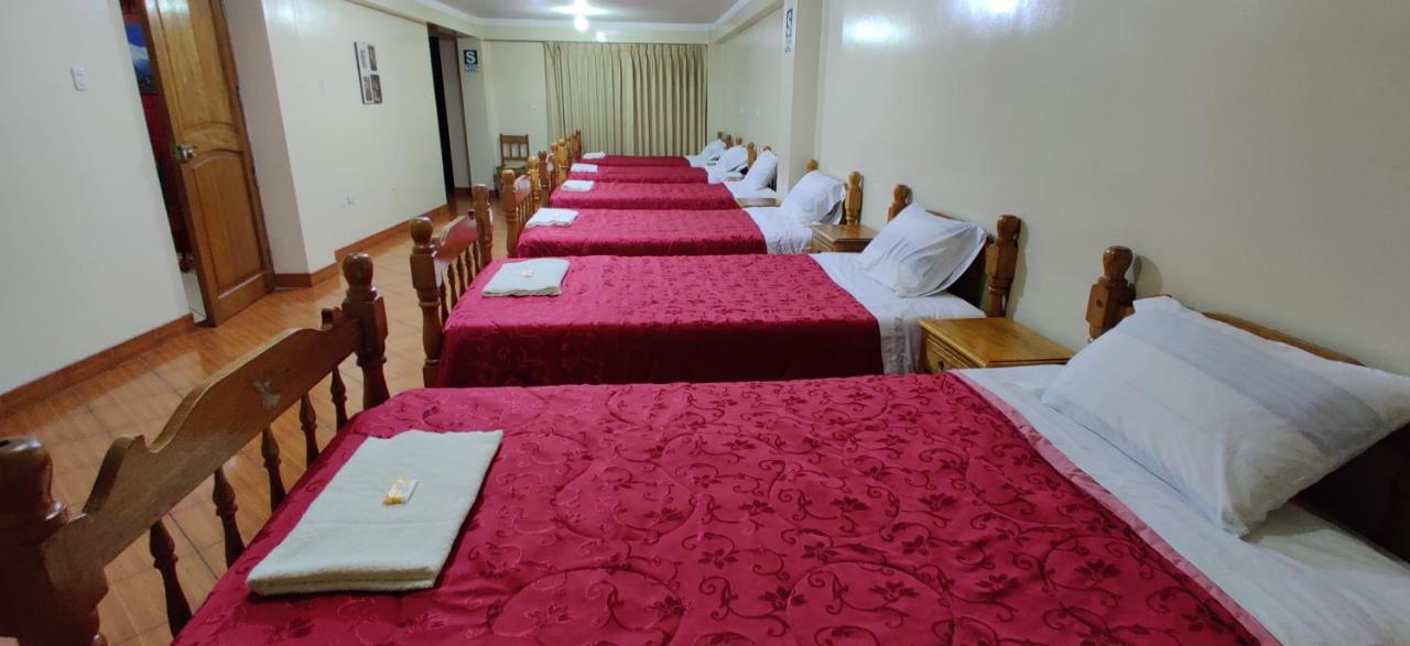 هواراس Lhotse Hostel B&B المظهر الخارجي الصورة